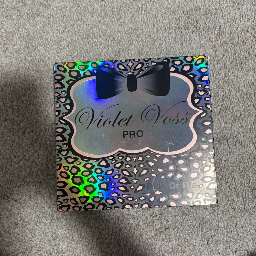 Violet Voss Holographic Leopard Eyeshadow Palette